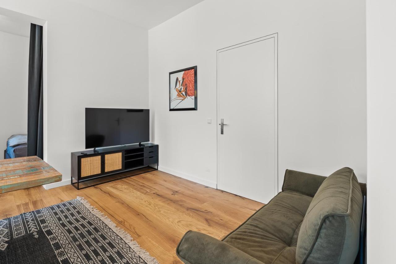 The Strassburger, Stylish 3 Bedroom Apartment In Downtown ベルリン エクステリア 写真